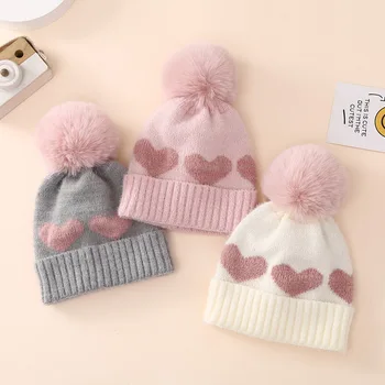 2023 Нови есенно-зимни Детски възли шапки За момичета, Акрилни двуслойни Топли шапки за деца, Сладка шапчица със сърце за новородени 0-12 м
